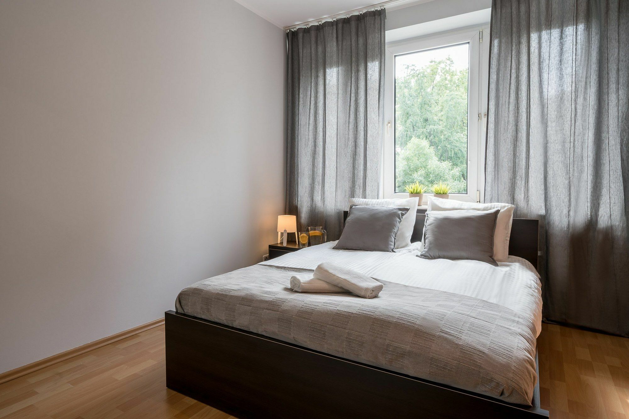 Rentplanet - Apartament Teatralna Вроцлав Экстерьер фото